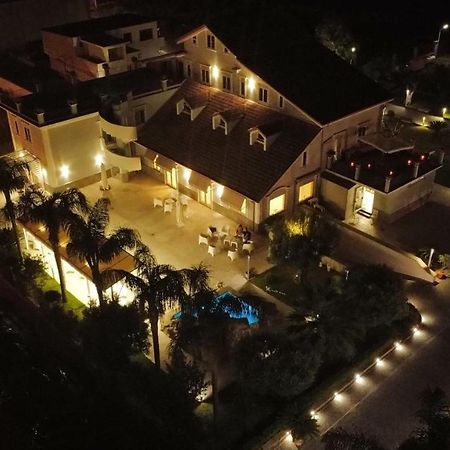 Hotel Villa Ruggiero Brusciano Ngoại thất bức ảnh